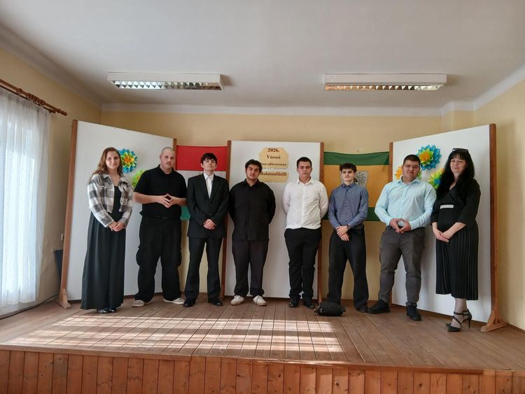 Költészet napi versmondó verseny Balatonfűzfőn