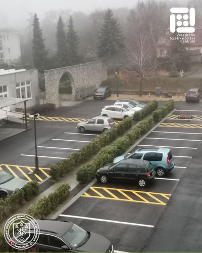 Fejlesztés a belső udvaron