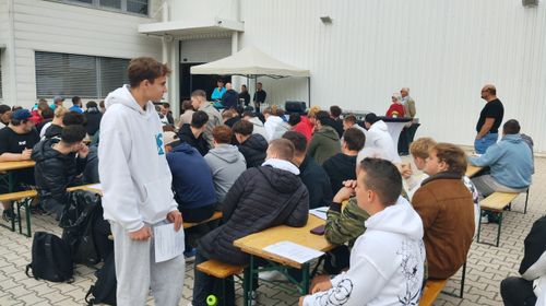 Szakmai Kirándulás a HISENSE KFT_nél
